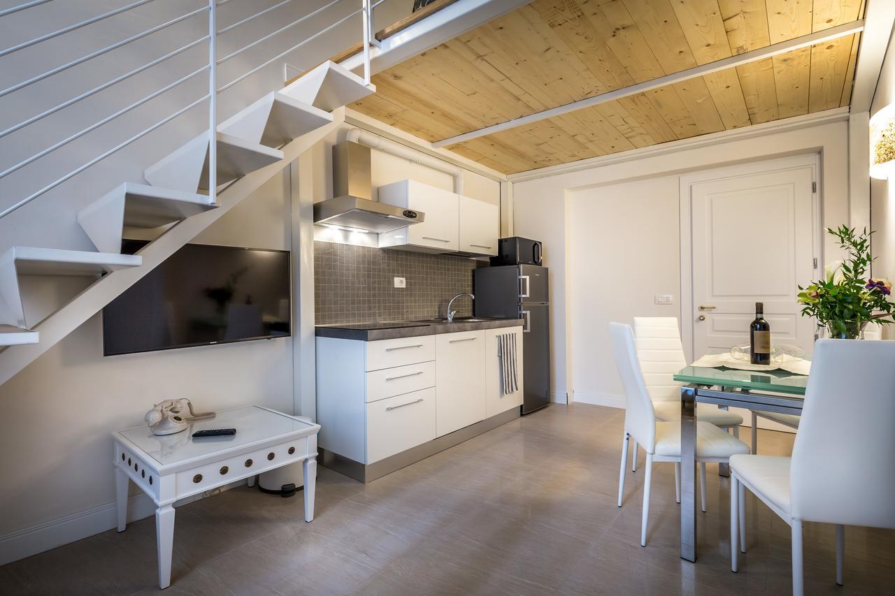 Residenza Alessandra ฟลอเรนซ์ ภายนอก รูปภาพ