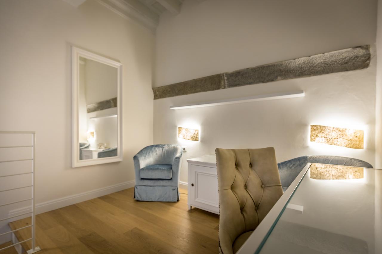 Residenza Alessandra ฟลอเรนซ์ ภายนอก รูปภาพ