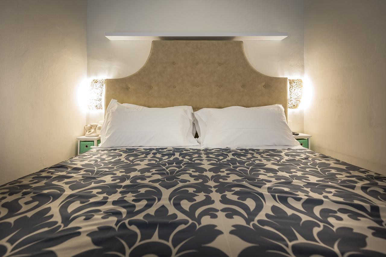 Residenza Alessandra ฟลอเรนซ์ ภายนอก รูปภาพ