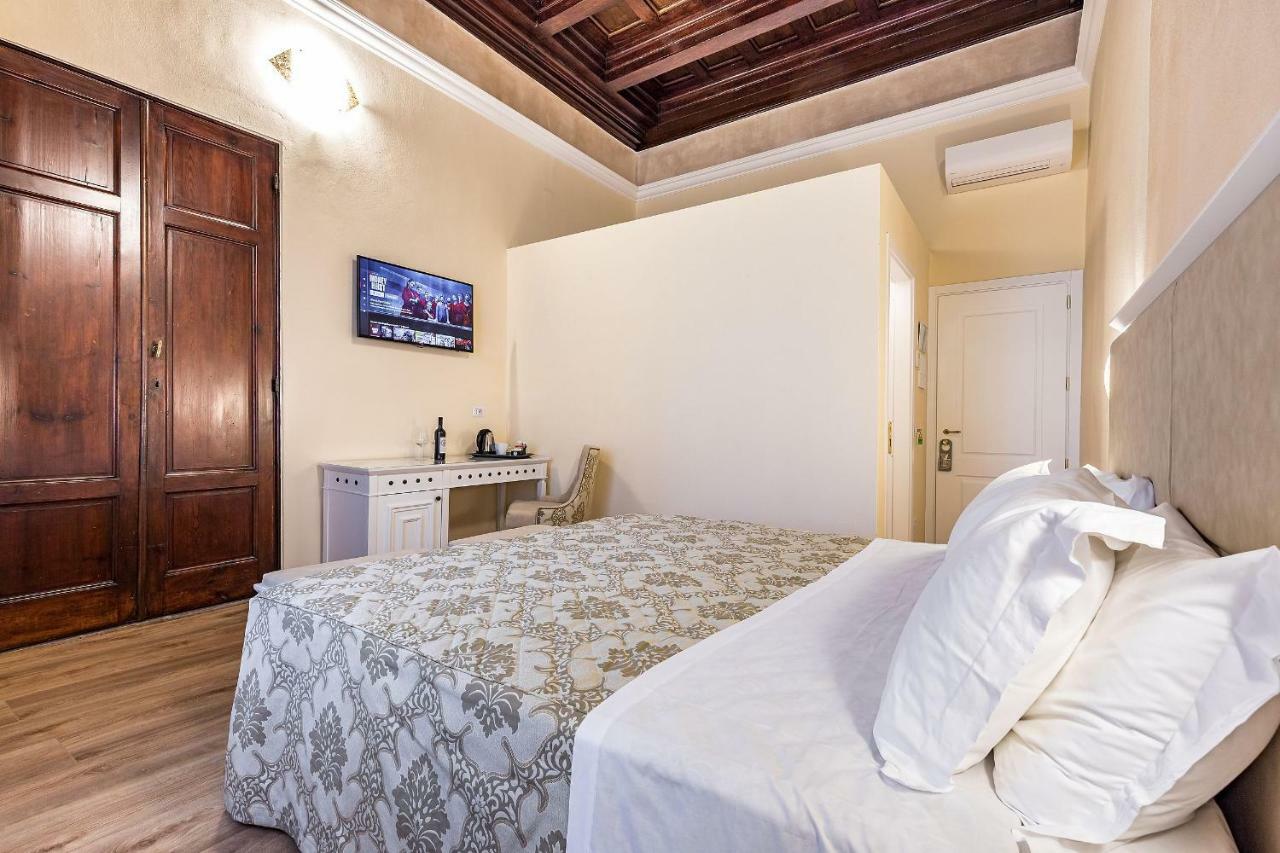 Residenza Alessandra ฟลอเรนซ์ ภายนอก รูปภาพ