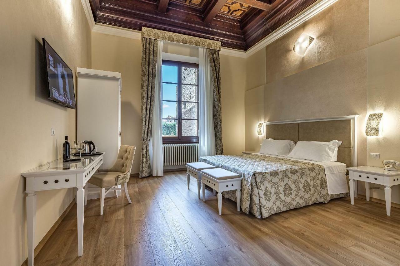 Residenza Alessandra ฟลอเรนซ์ ภายนอก รูปภาพ