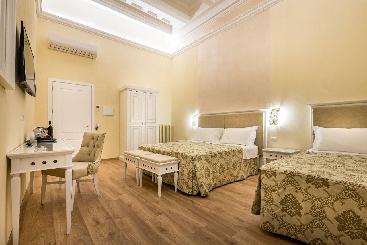 Residenza Alessandra ฟลอเรนซ์ ภายนอก รูปภาพ